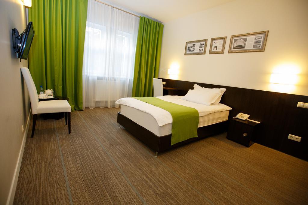Schiller Hotel Kamjanske Kamer foto