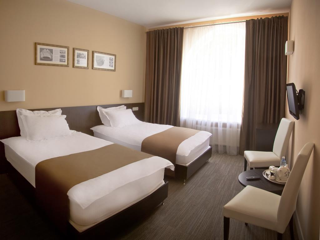 Schiller Hotel Kamjanske Kamer foto
